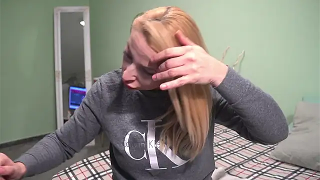 CelineConner online show from 01/09/25, 05:13