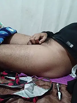 Snapshot of Mimo1402 chatting on 02/05/26, 11:42 Mimo1402 online show from 02/05/26, 11:42