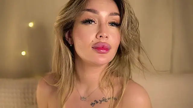 AnnyBangs online show from 02/07/25, 01:01