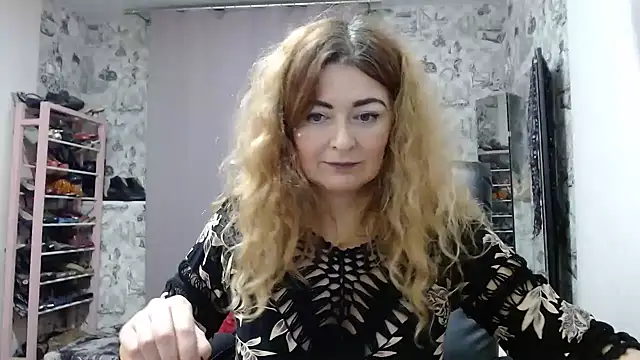 Helen1974 online show from 01/09/25, 11:02