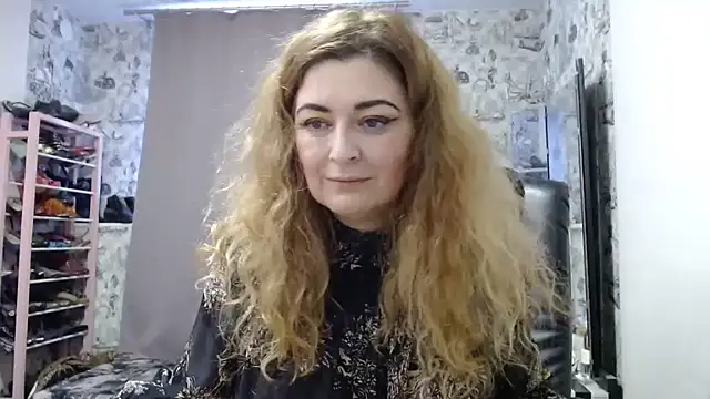 Helen1974 online show from 01/15/25, 08:20