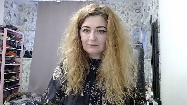 Helen1974 online show from 01/15/25, 11:43