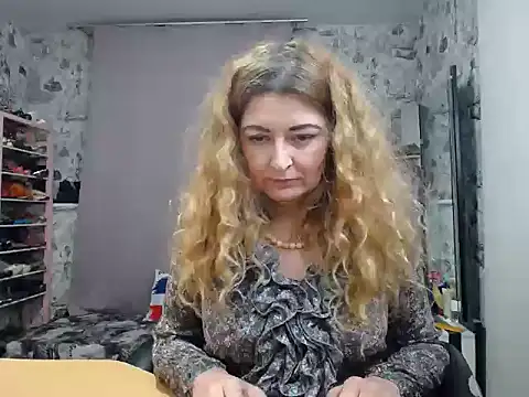 Helen1974 online show from 03/03/25, 07:39