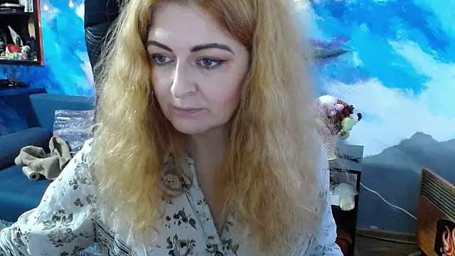 Helen1974 online show from 11/25/25, 09:20