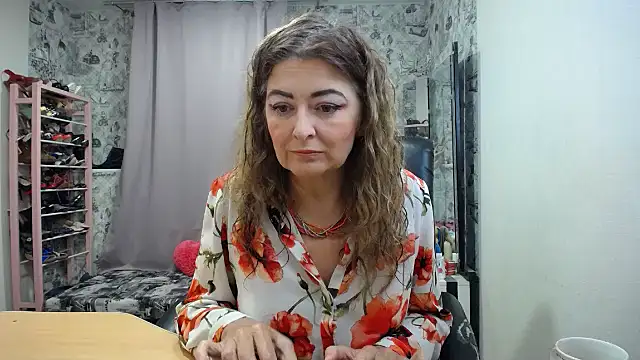 Helen1974 online show from 06/02/26, 10:12
