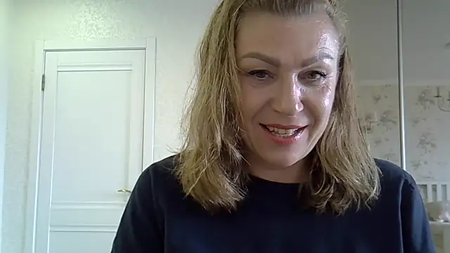 Alexandra-Rosee online show from 10/29/25, 05:20