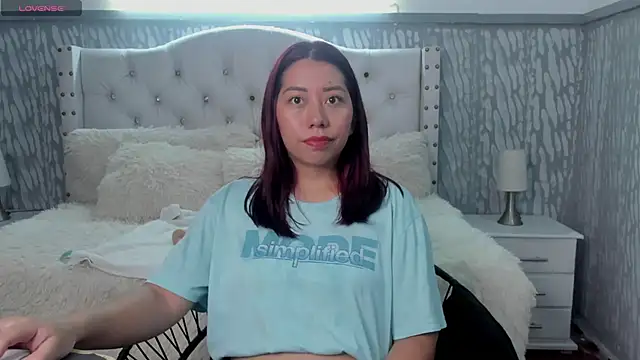 Snapshot of sexylaurita chatting on 04/27/26, 02:26 sexylaurita online show from 04/27/26, 02:26