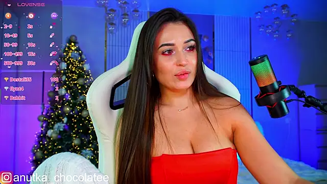 Snapshot of Adel_chocolate_ chatting on 12/22/25, 07:27 Adel chocolate online show from 12/22/25, 07:27