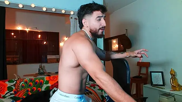 AndrewMartinez online show from 02/02/25, 01:12