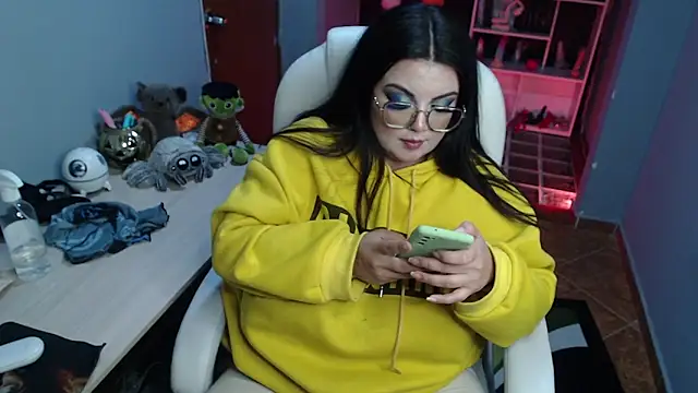 juliette rd online show from 12/04/24, 11:19