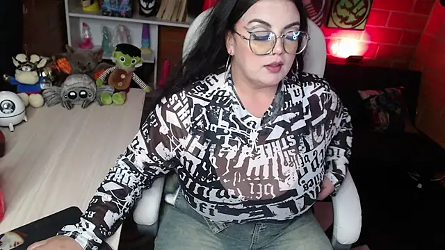 juliette rd online show from 01/01/25, 08:56