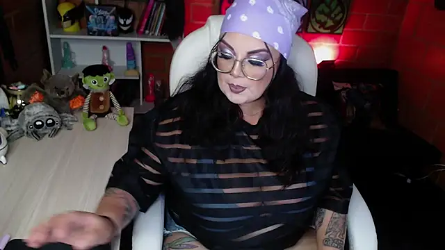 juliette rd online show from 02/25/25, 02:14