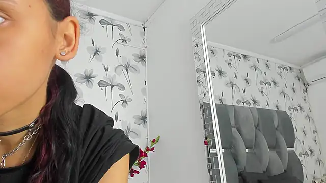 Ehotloveaxxx online show from 11/04/25, 01:21