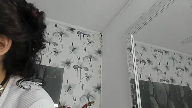 Ehotloveaxxx online show from 01/10/26, 01:02