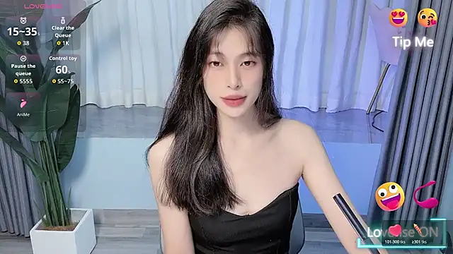 Aurora 99 online show from 10/27/25, 10:58