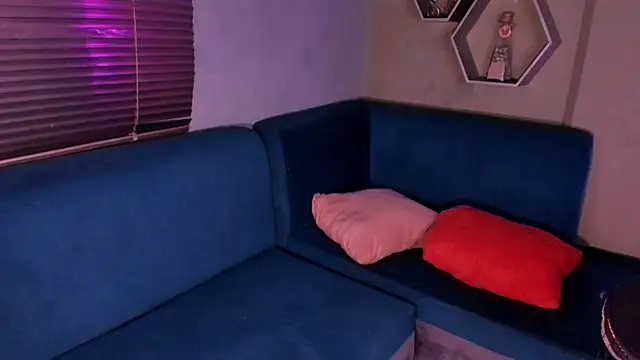 Sussy Bell01 online show from 02/28/25, 07:26