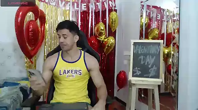 JoseRumbero26 online show from 02/17/25, 12:27