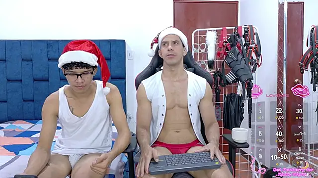 JoseRumbero26 online show from 12/01/25, 01:05