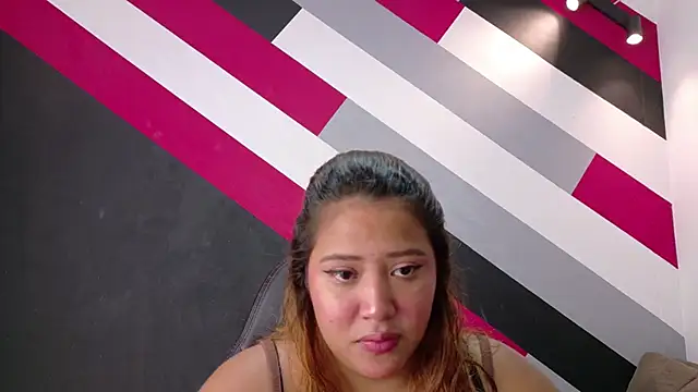 I am yours- online show from 10/04/25, 12:14