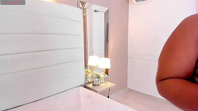 Lilly 2809  online show from 02/21/26, 04:24