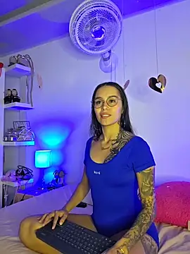 thamaral1 online show from 03/25/26, 02:50