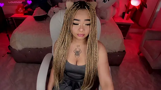 conny  curly online show from 03/14/25, 12:51