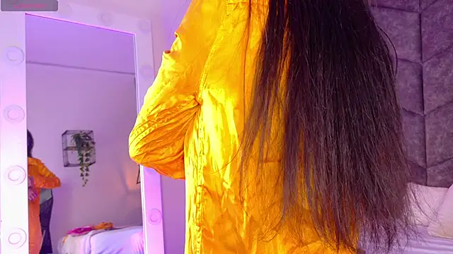 Snapshot of rachellmartinez chatting on 09/25/25, 11:36 rachellmartinez online show from 09/25/25, 11:36