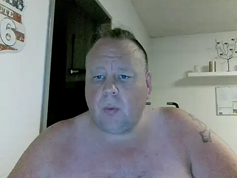 Snapshot of pimmelmann3 chatting on 06/14/26, 09:06 pimmelmann3 online show from 06/14/26, 09:06