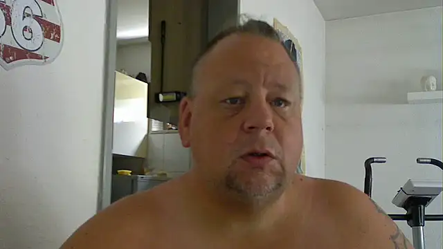 Snapshot of pimmelmann3 chatting on 06/22/26, 08:33 pimmelmann3 online show from 06/22/26, 08:33