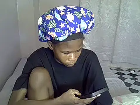 Snapshot of SexxyTerry chatting on 02/11/25, 05:18 SexxyTerry online show from 02/11/25, 05:18