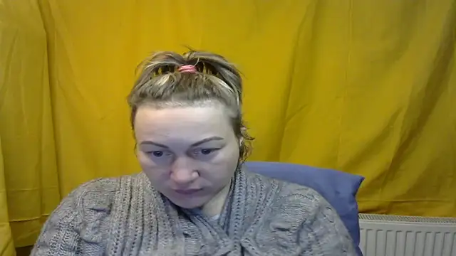 wLESLYMOSw online show from 02/17/25, 08:15