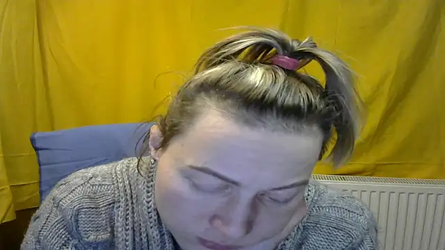 wLESLYMOSw online show from 02/17/25, 11:20