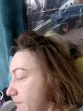 wLESLYMOSw online show from 03/16/25, 08:54