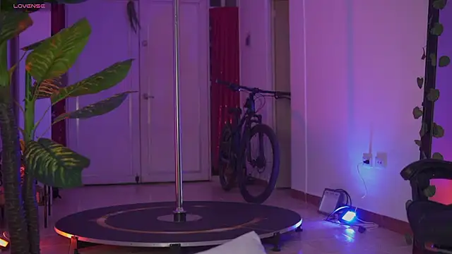 EmmaSanzz  online show from 02/27/26, 10:37