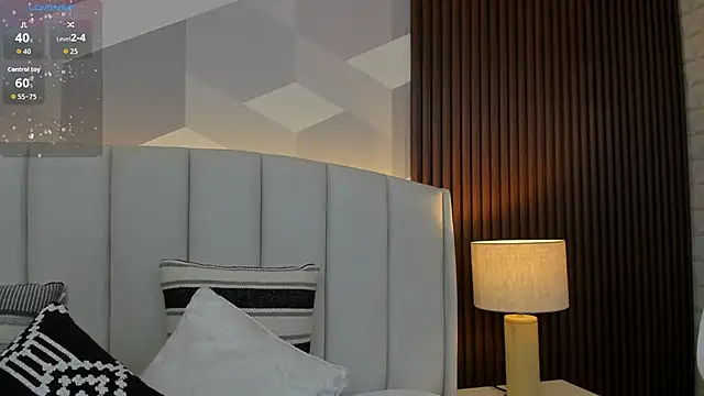 Julietasantos   online show from 09/18/25, 06:21