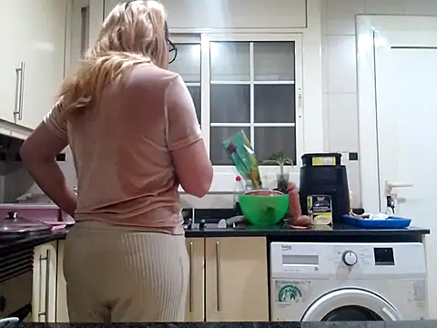 Dakota Blonde08 online show from 11/02/25, 07:49