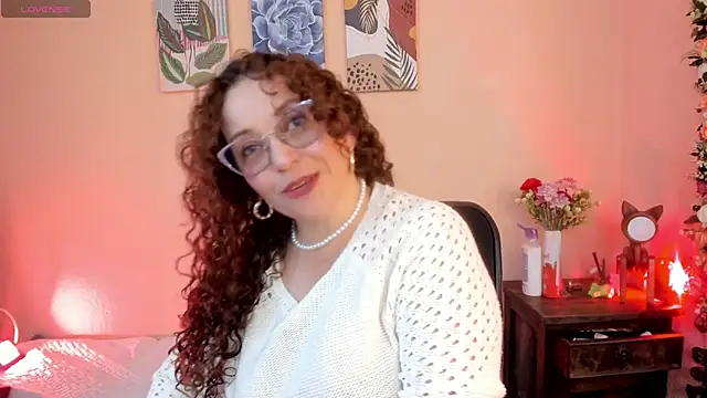 Snapshot of pamela_bell chatting on 12/06/24, 02:38 pamela bell online show from 12/06/24, 02:38