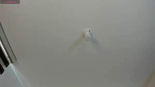 Snapshot of pamela_bell chatting on 10/27/25, 01:48 pamela bell online show from 10/27/25, 01:48