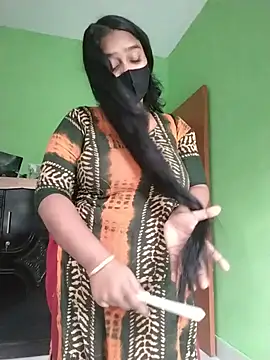 Snapshot of Kotha_-Moni chatting on 12/12/24, 10:45 Kotha -Moni online show from 12/12/24, 10:45