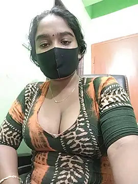 Snapshot of Kotha_-Moni chatting on 12/25/24, 01:30 Kotha -Moni online show from 12/25/24, 01:30