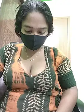 Snapshot of Kotha_-Moni chatting on 01/01/25, 02:42 Kotha -Moni online show from 01/01/25, 02:42