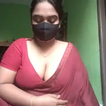 Snapshot of Kotha_-Moni chatting on 11/25/25, 12:43 Kotha -Moni online show from 11/25/25, 12:43