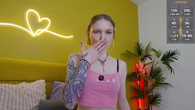 lessysweety online show from 05/22/26, 02:40