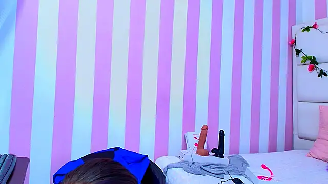 Carolina hernandez22 online show from 02/27/25, 03:48