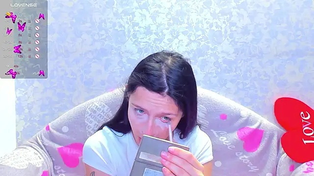 Vanessa Florence online show from 10/05/25, 01:15