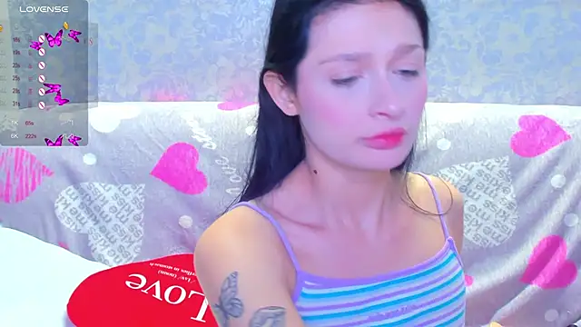 Vanessa Florence online show from 11/28/25, 02:03