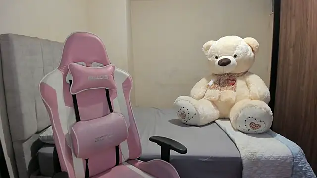 julieth hot69 online show from 04/04/26, 05:06