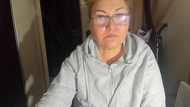 IryshAlice online show from 02/04/25, 07:22