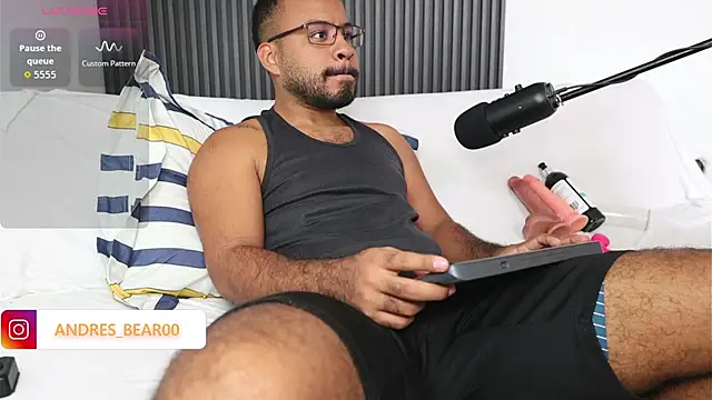 Little Bear00 online show from 10/11/25, 05:44