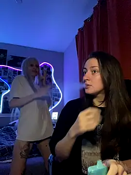 Dooubletroublee online show from 09/27/25, 12:48